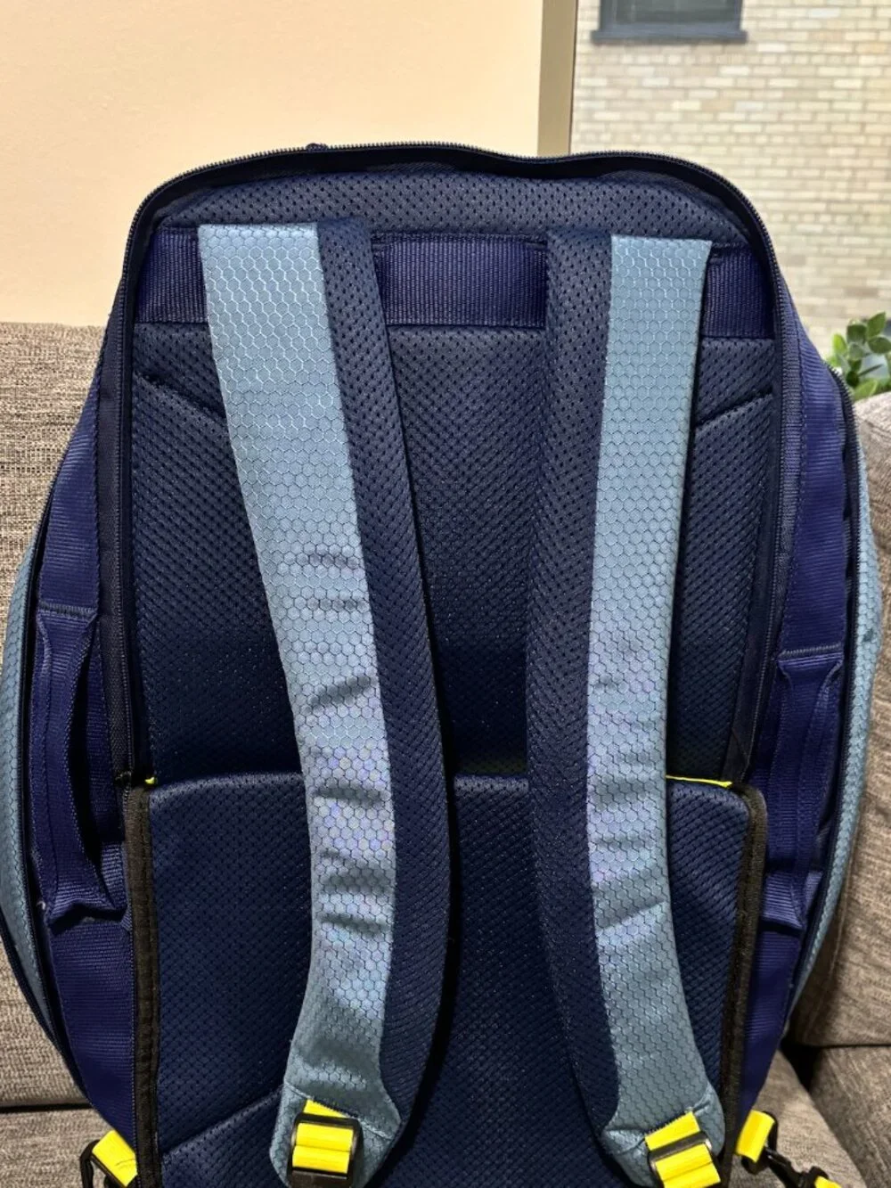 High Sierra convertible backpack